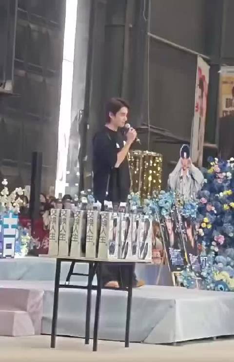 张萌说交换人生剧本是为张康乐量身定做的，那曾舜晞呢？