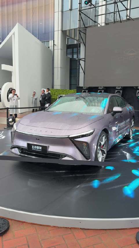 奇瑞的主动悬架展示， 太震撼了！拍一个动态演示，大家感受一下