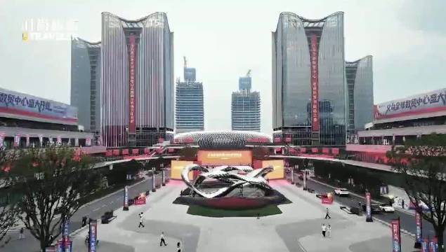 韩雪现身义乌拍摄大片