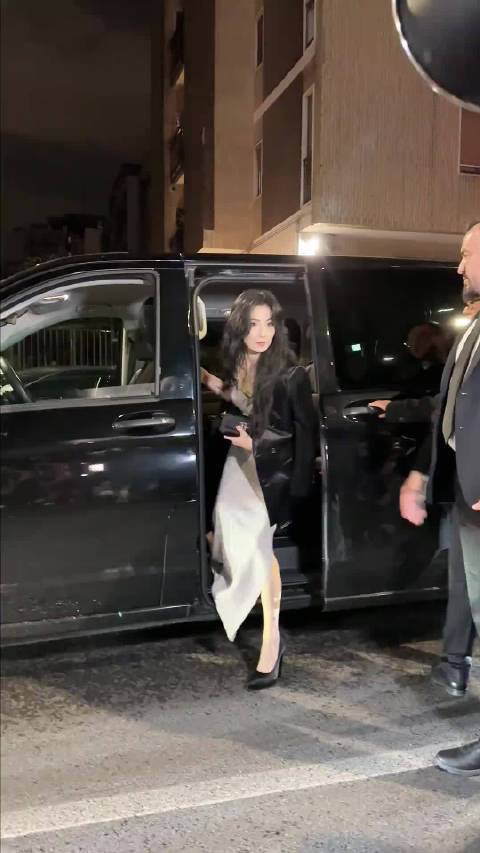 周星驰拍《喜剧之王》遇张柏芝即兴表演成就经典镜头