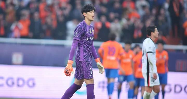 锋线外援接连受伤+两大新人下轮缺阵，最后阶段海港遇上人员难题