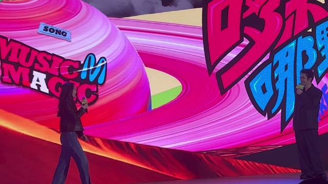 李小冉鹅厂综艺速成音乐课，现场演唱《丢手绢》