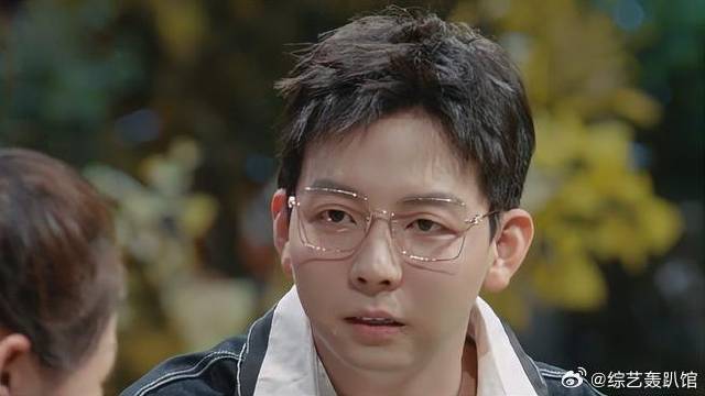 唱得很用心，孙悦很生气，唱得比我的那首好！