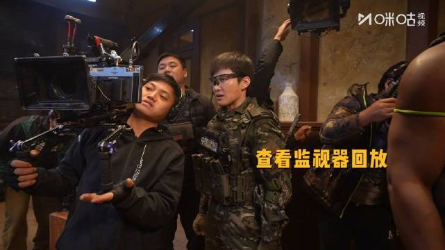 蒋璐霞饰演女兵邱天近身搏斗展现当代花木兰风采