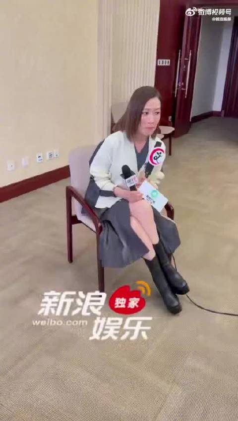 惠英红、欧阳震华、林保怡等众多香港艺人悼念许绍雄