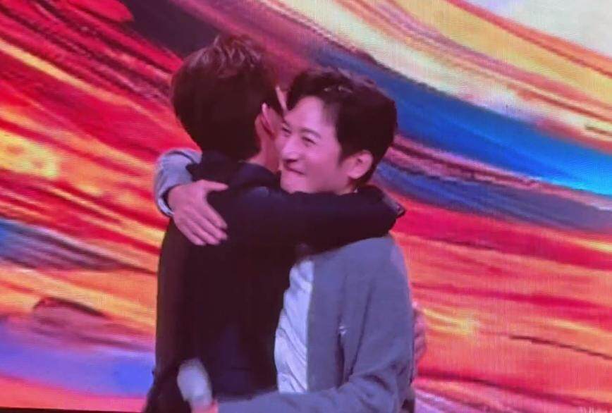 李维嘉正式回归湖南卫视，发言时数次哽咽，汪涵一旁打趣