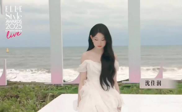 嘿嘿妹宝真的好漂亮，像蛋糕一样 沈佳润未来可期，会越来越好的