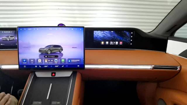 享界S9T三指飞屏操作便捷获用户点赞