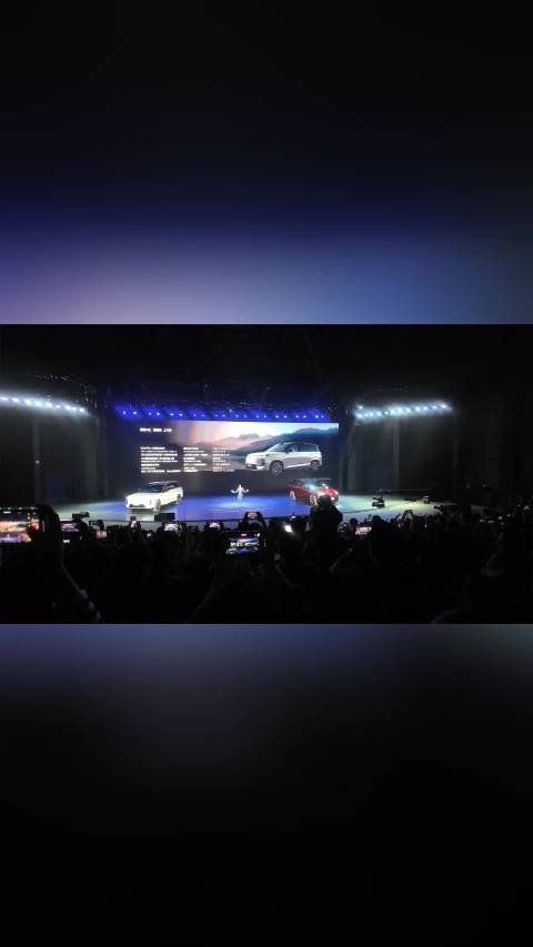 腾势N8L正式上市，29.98万起重新定义豪华六座SUV