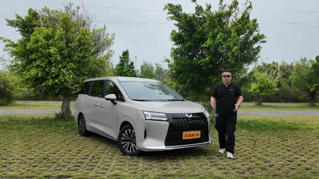 五菱星光730混动版试驾，外观内饰空间驾驶全解析