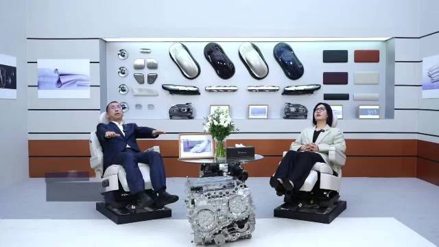 岚图泰山首搭鸿蒙座舱语音大模型，全舱奢适座座豪华