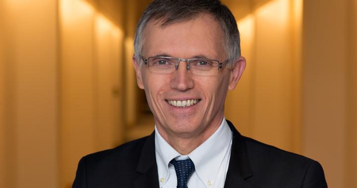 Stellantis前CEO：中国将成欧洲汽车工业“救世主”，但……