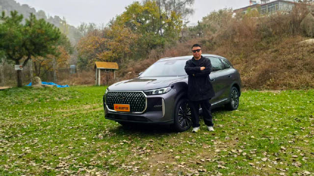 第五代瑞虎8搭载1.6T+7DCT动力系统亮相