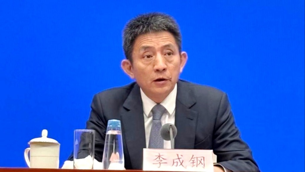 10月31日，商务部国际贸易谈判代表兼副部长李成钢在国新办政策例行吹风会上回答媒体记者提问。澎湃新闻记者 赵利新 图