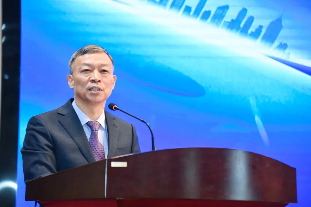 中国记协党组成员、书记处书记殷陆君出席并致辞。于飞/摄