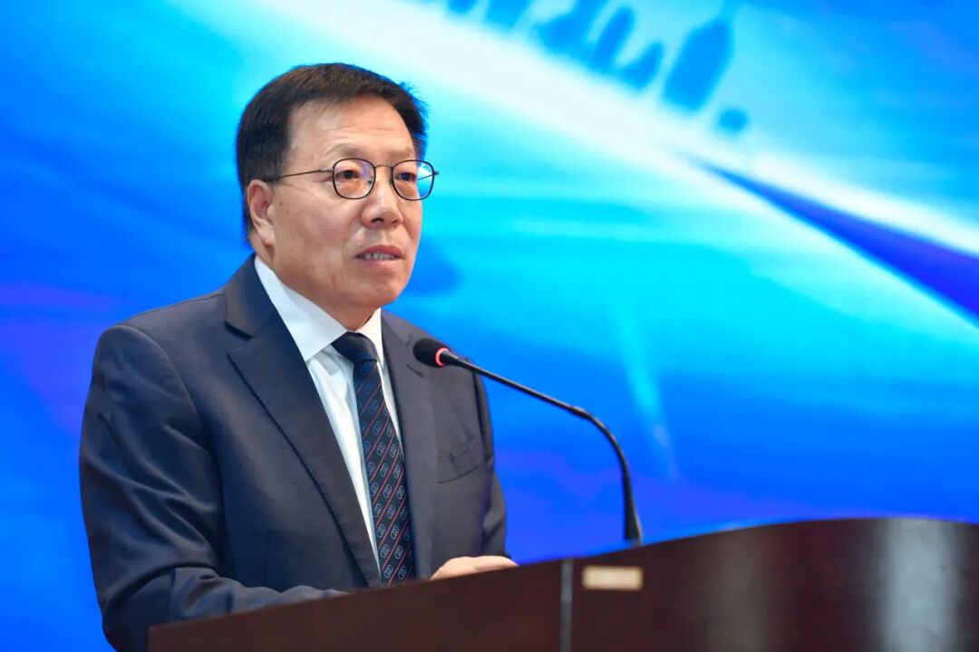 中国行业报协会会长张超文出席并致辞。于飞/摄