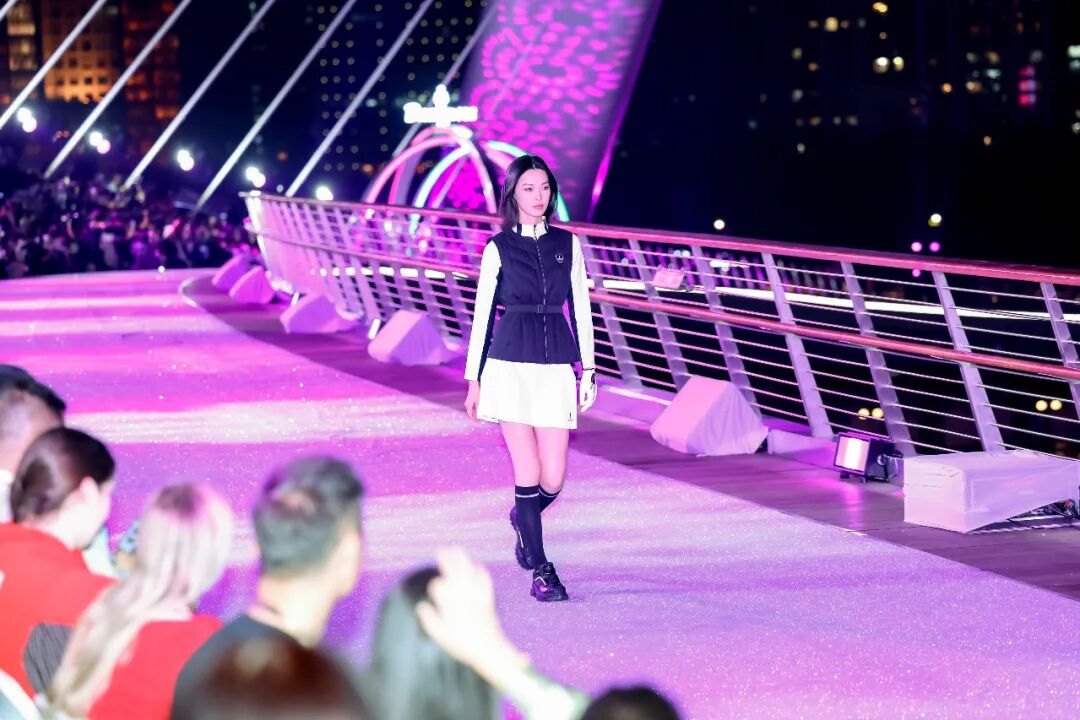 比音勒芬超模秀场