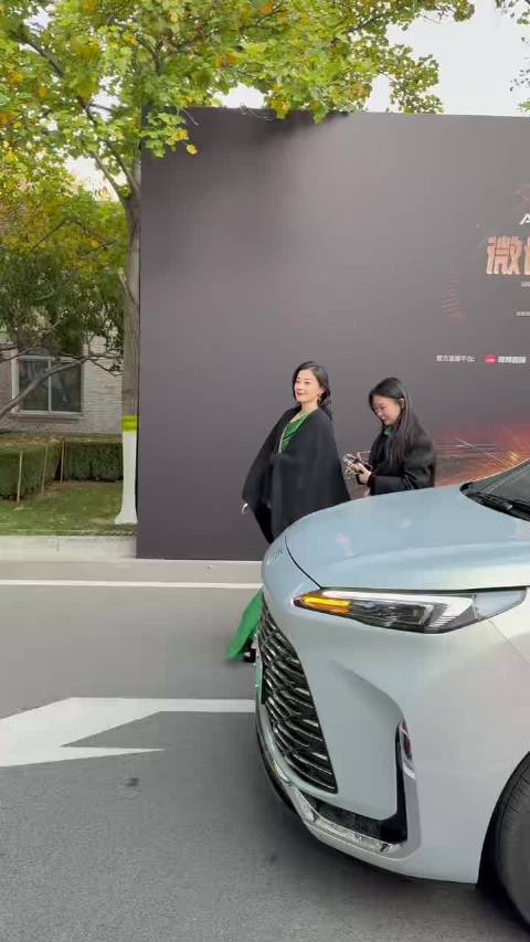 梅婷这个是真妈妈，从《父母爱情》到《六姊妹》，完全就是我的漂亮妈咪