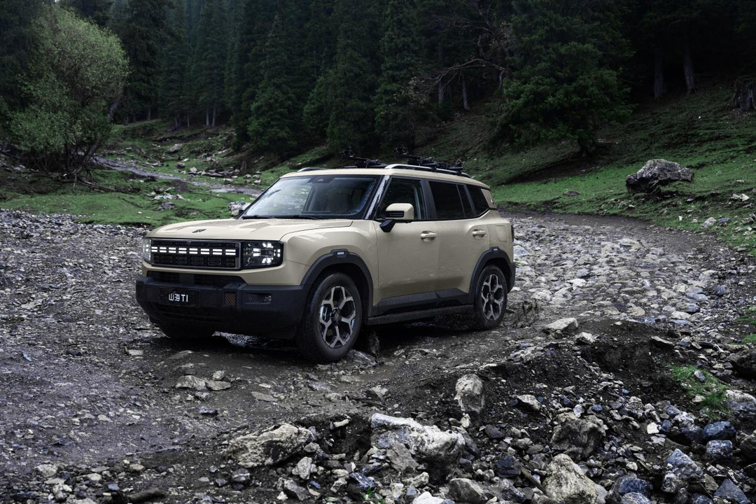 捷途山海T1四驱版即将上市，三电机真四驱开启旅行全场景