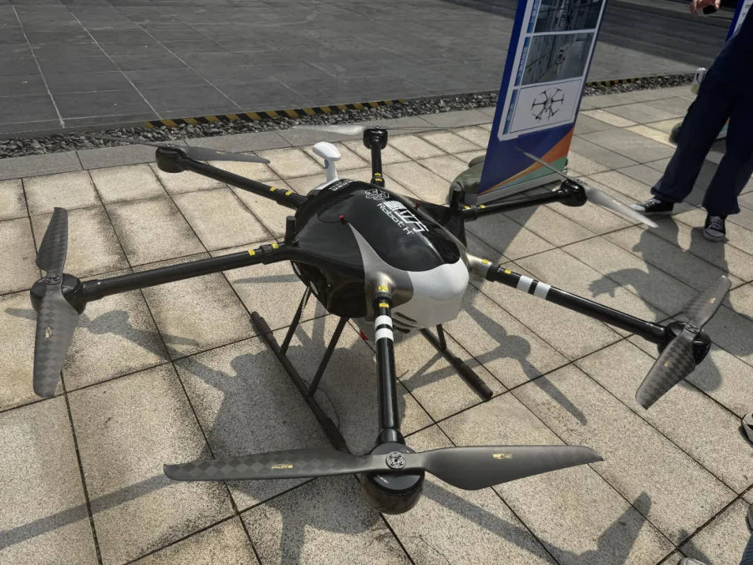 氢旋4号、M350氢电版无人机入编“氢立方”班组，氢航科技全力保障十五运会电网安全！