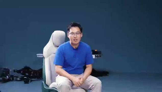 小米YU7拆解曝光，2200兆帕A柱、17层电池防护打造极致安全