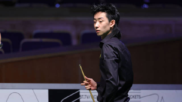 吴宜泽三杆破百逆转张安达，中国德比改写斯诺克排名格局