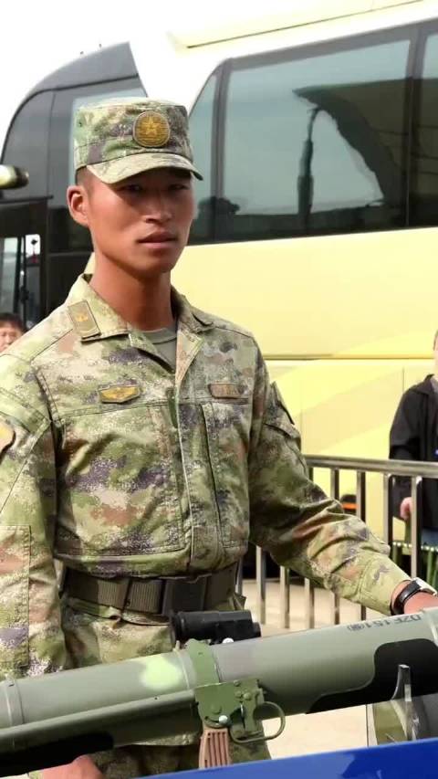 新一代超强“小钢炮”真的太厉害了！连无人机都能轻松击落