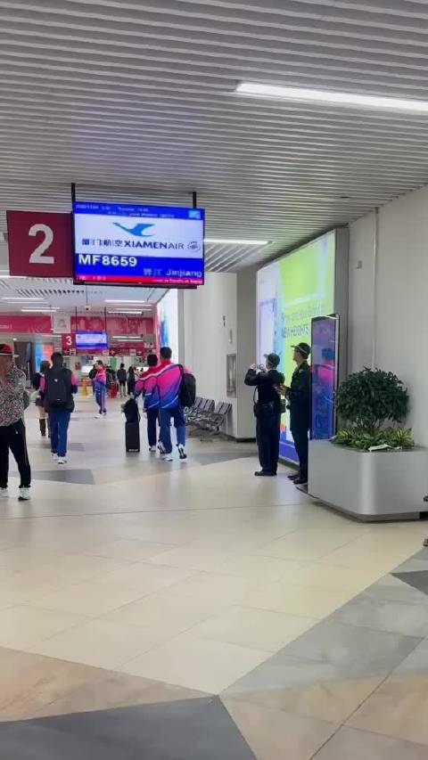 樊振东穿奥特曼队服亮相全运会，捍卫国球荣耀