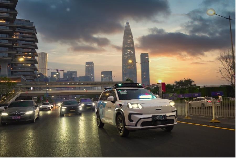 小马智行第七代Robotaxi上路，成本降七成自动驾驶迎来“性价比革命”