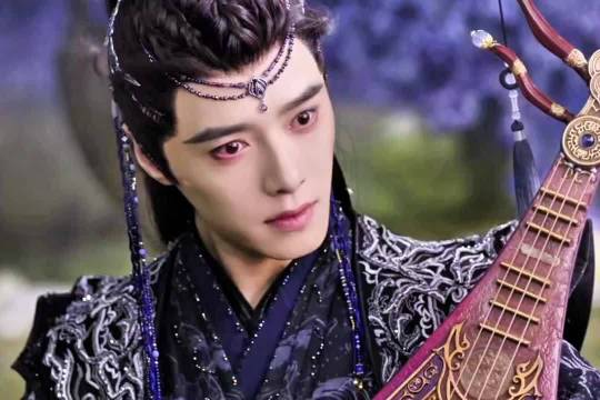 方逸伦含泪疯笑演绎宿敌宣言