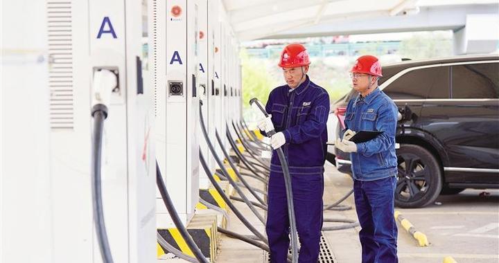 精准巡检护安全 创新服务解民忧 兰州多维发力织密低碳出行服务网