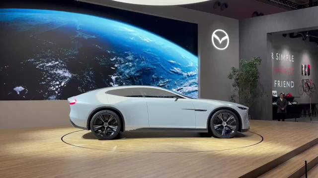 马自达Vision X-Coupe亮相2025东京车展