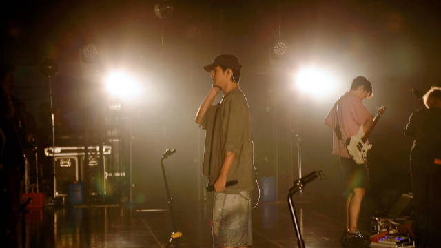 许魏洲亮相summersonic2025舞台