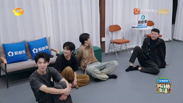 吴泽林@泽林啊哈哈哈哈哈 @种地吧赵小童 @Zz罗一舟