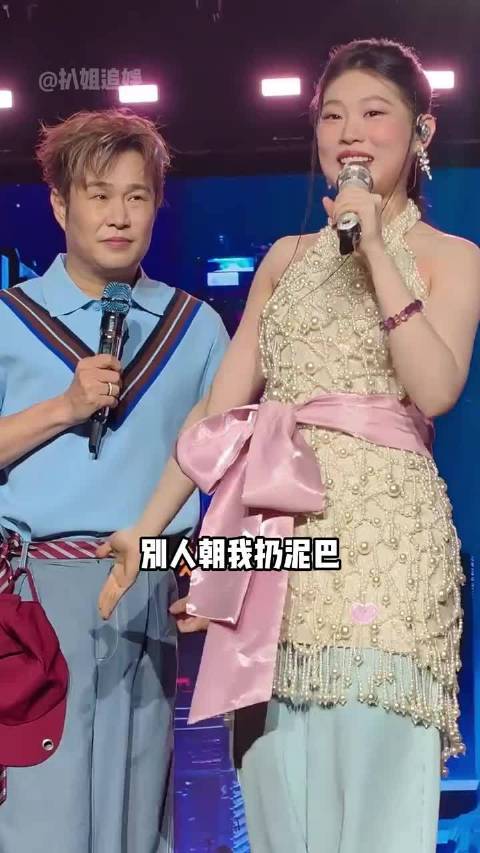 沈佳润拒医美称像爸爸骄傲，诠释真正富养