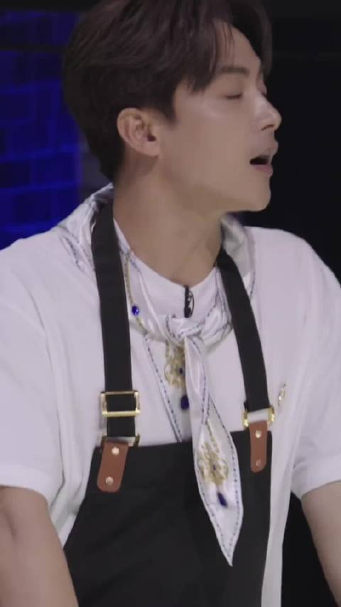 马天宇林更新《闪光厨神》互怼做面做卤