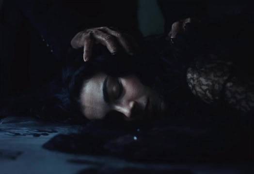 Charli XCX新单House预告发布，下周一发行