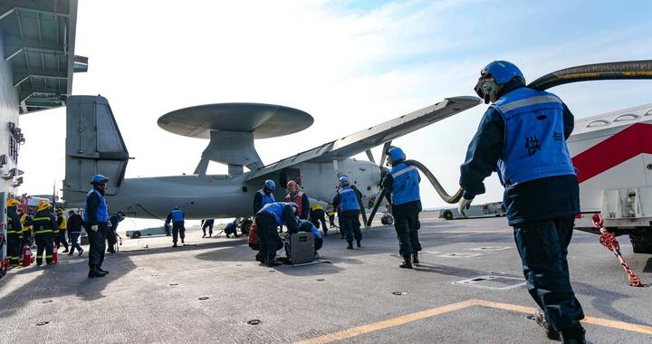 福建舰又有新绝活！可像F1赛车一样保障舰载机，出动率直接飙升