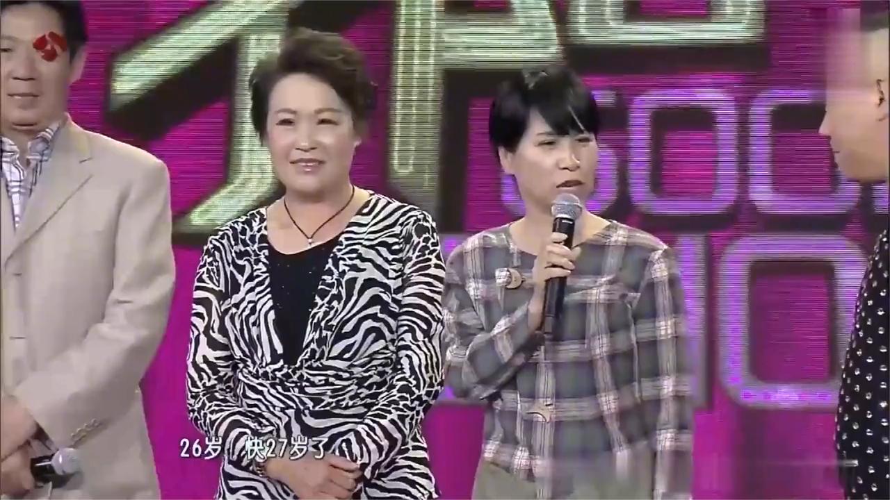 郭的秀：张凯丽调侃郭德纲：人老个矮还有脚气，观众全乐了！