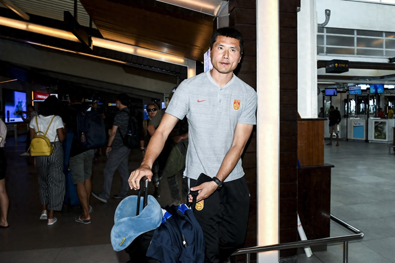 冲击2030！国足新帅上任3把火：西海岸3新星上位 重用塞鸟 武磊出局