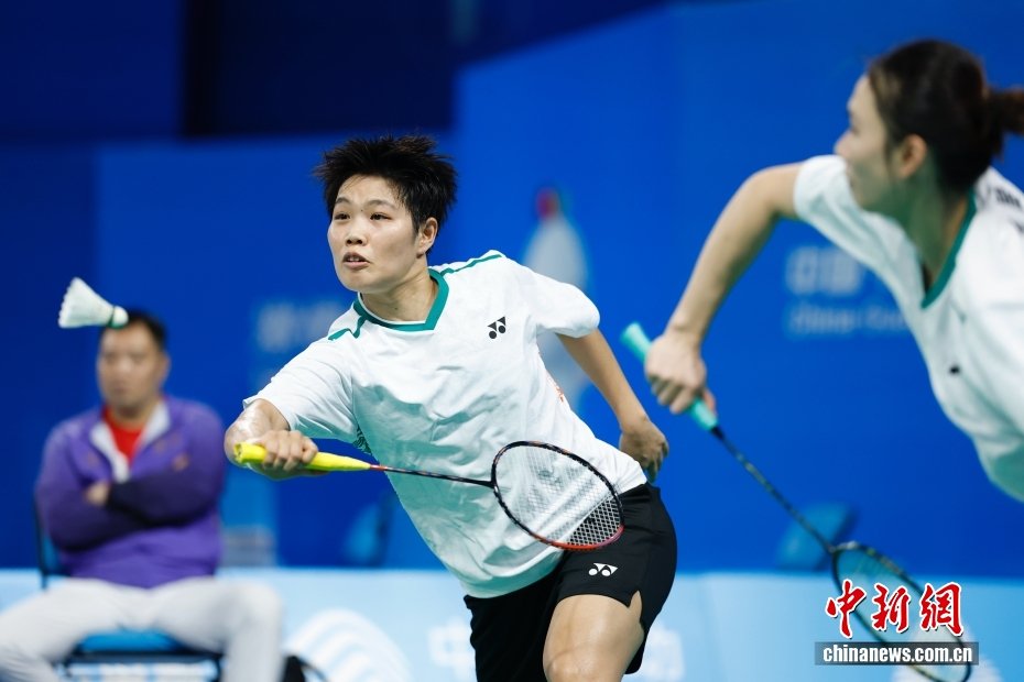（粤港澳全运会）羽毛球女子团体小组赛：福建队战胜江苏队