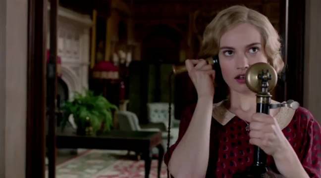 Rose和领唱歌手幽会被发现！