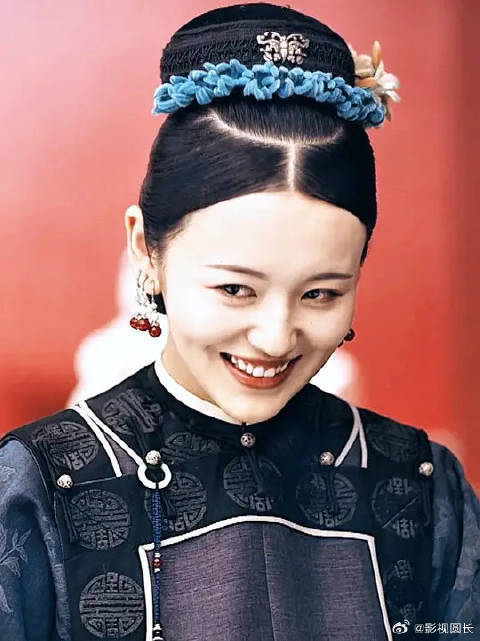 “咱们都不理她，她一个人岂不憋坏了”