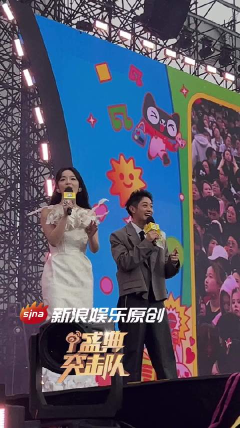 哈哈，坐等@李莎旻子Leo 来评