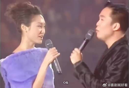 王菲张惠妹罕见同台颁奖，两大女神同框