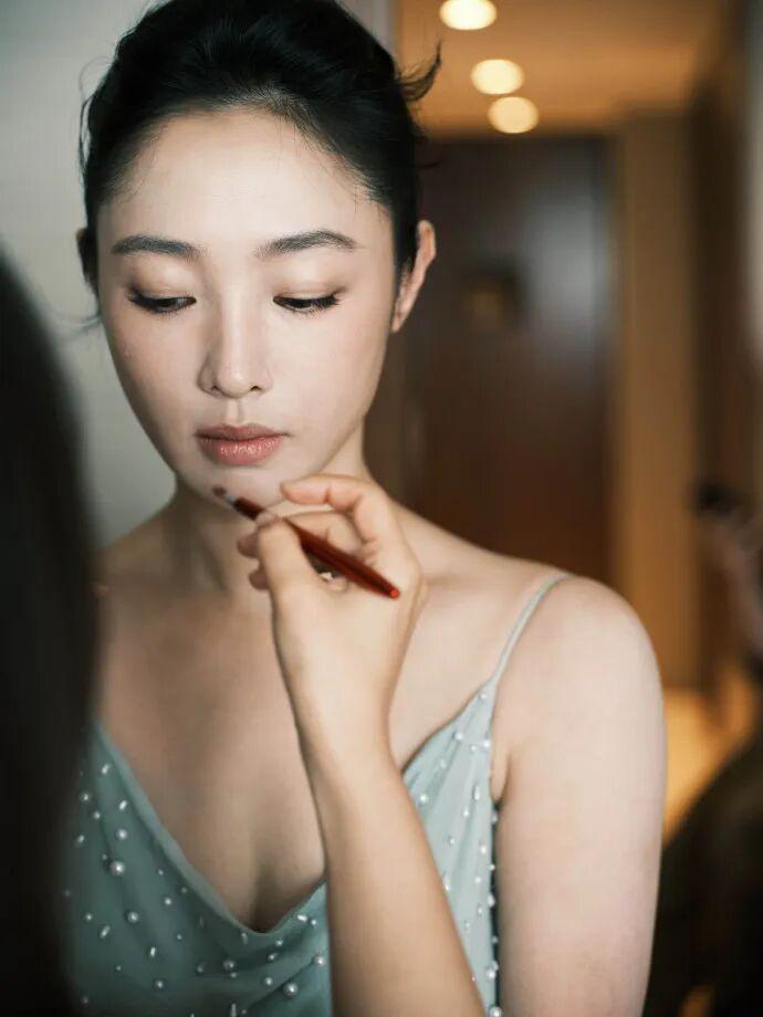 文艺女星拉踩同期被群殴？白百何手撕制片？金晨黄景瑜恋情？阿sa健身教练男友？姨太问答