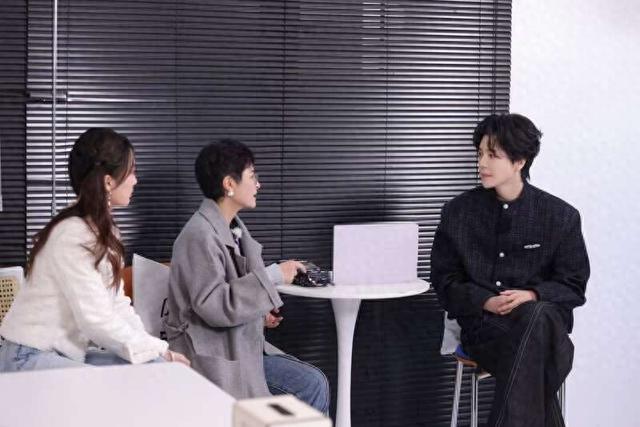 《背后》节目照。节目组供图