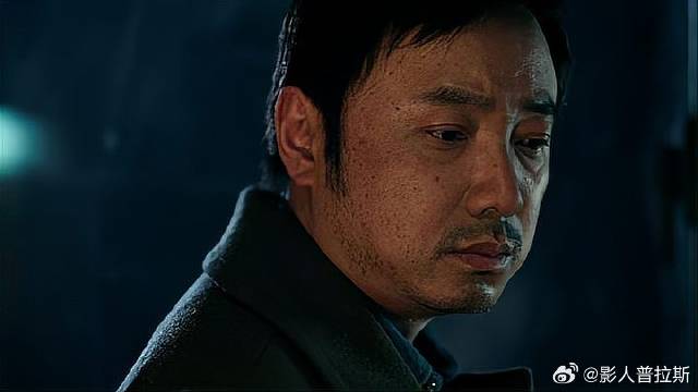 徐峥被通缉犯找上门，竟塞给他三十万，让他拿钱跑路