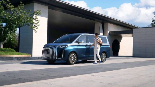 16.98万起！锐胜M8开启预售，大型MPV市场迎来“价值重构者”