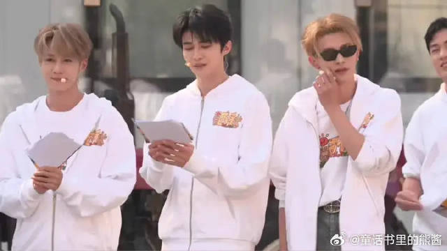 少熙和童七七怎么也“干”起来了，好喜欢他们之间的互动陈少熙 赵小童